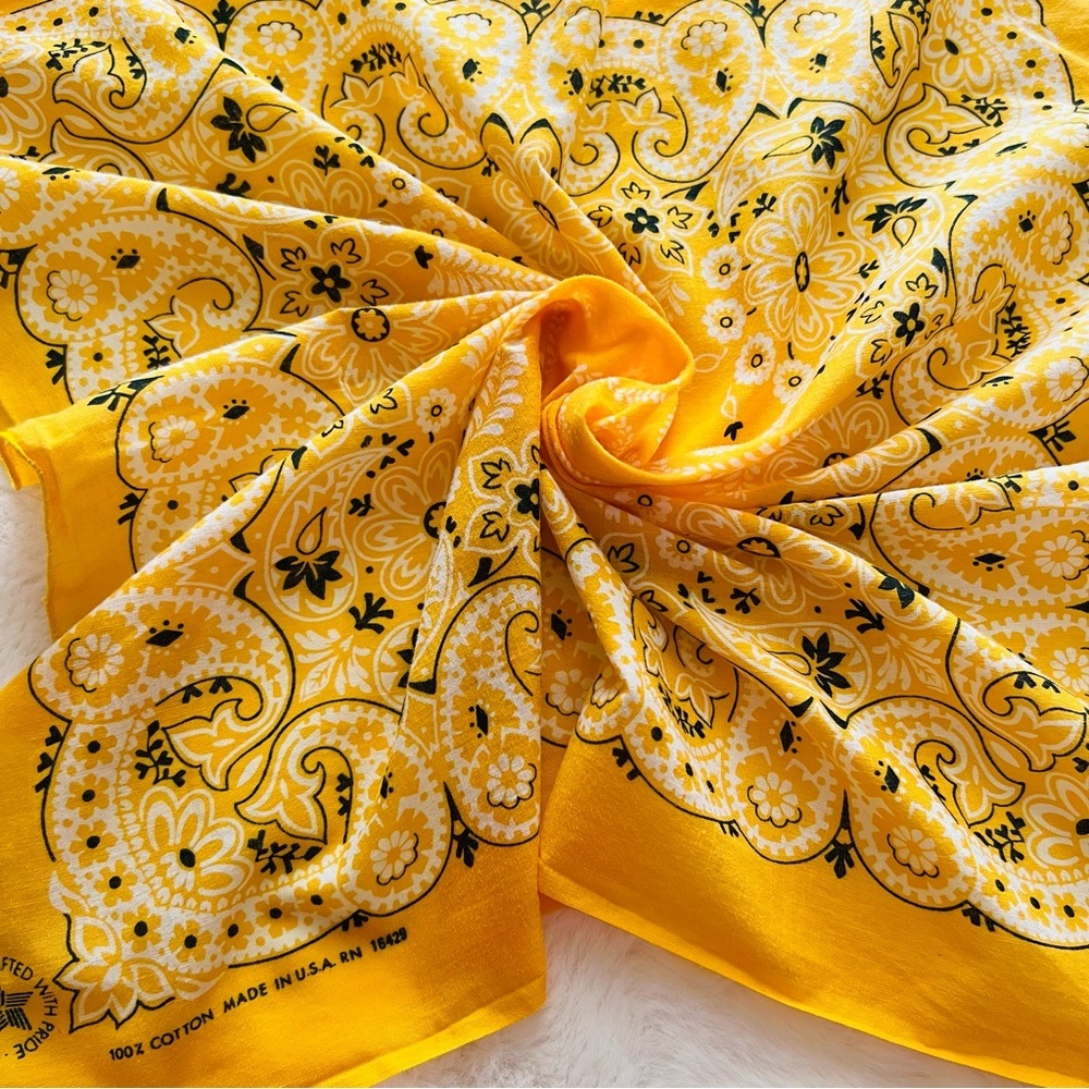 Vintage Yellow Paisley Floral Bandana – Made in USA – 100% Cotton